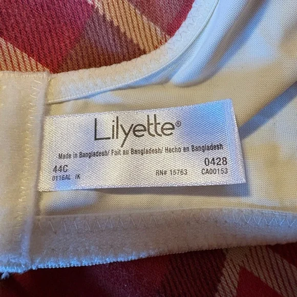 Lilyette Black and White Lace Bras - Picture 2 of 4